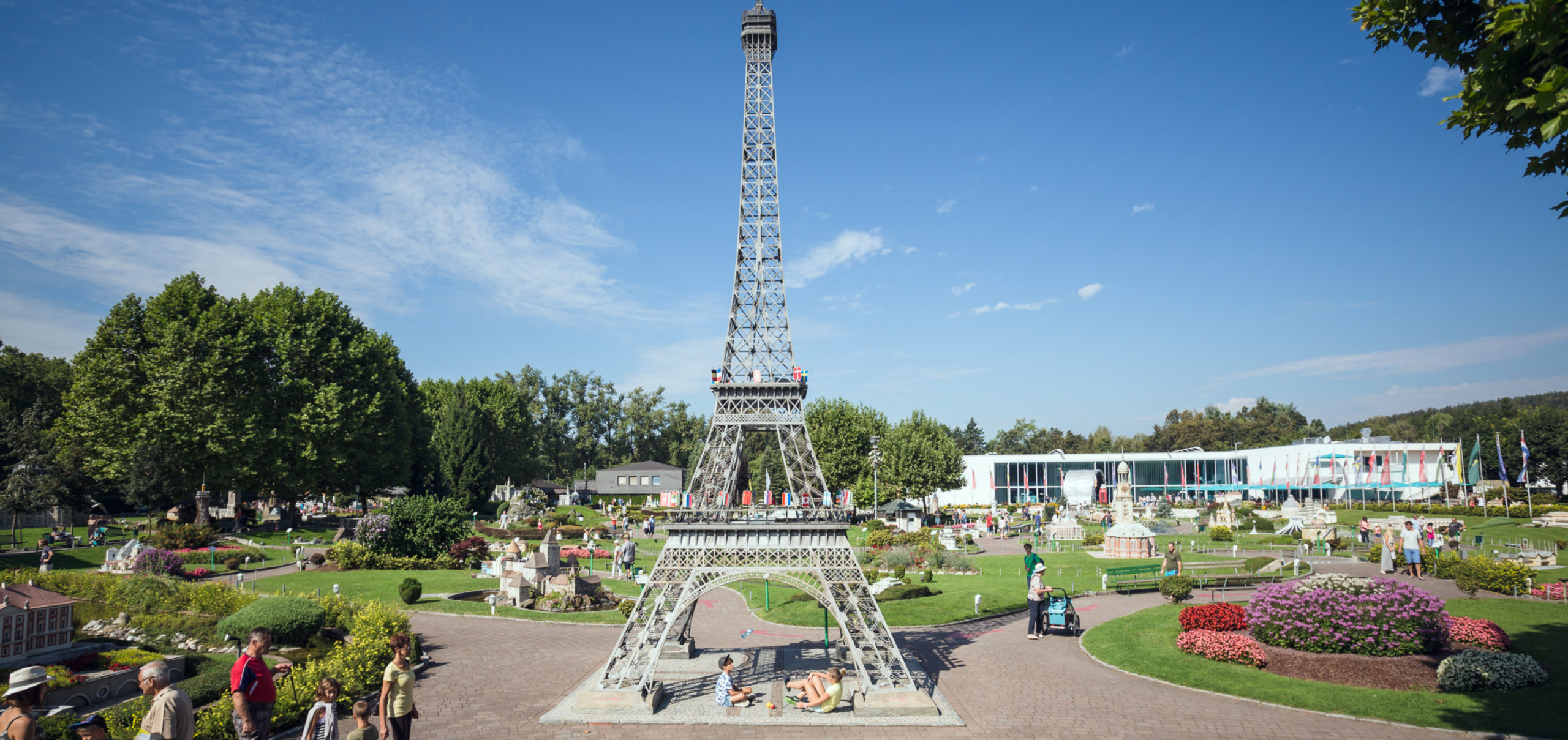 outdoor-attractions-carinthia-klagenfurt-excursions-minimundus